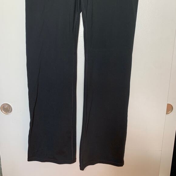 Gap women's black Gapfit Blackout High Rise Bootcut Studio Dance Pants XL - Picture 6 of 11